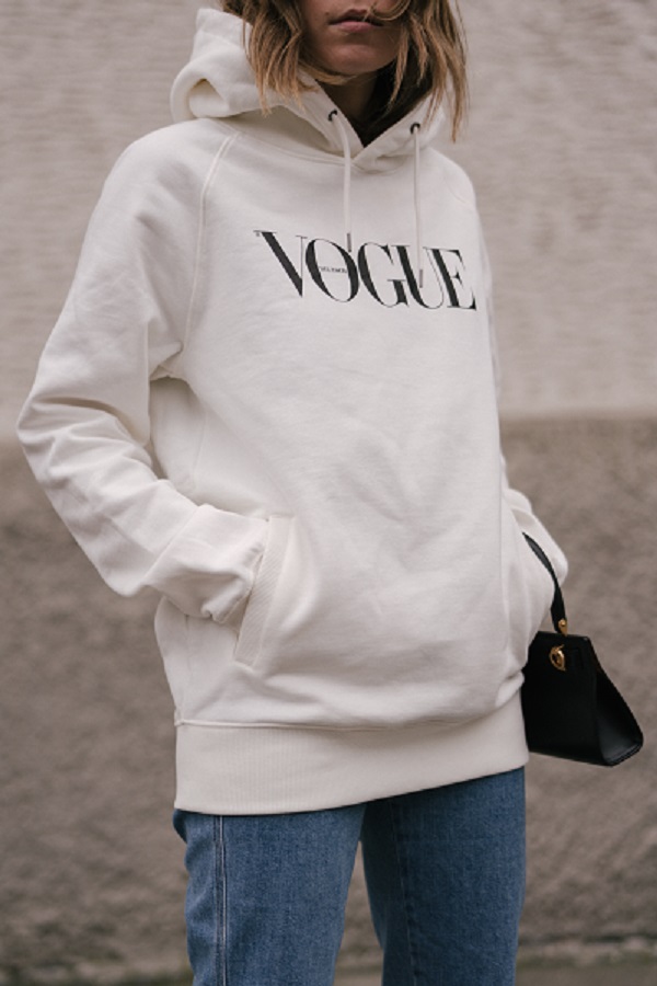 VOGUE Hoodie "Creme" Gr. S