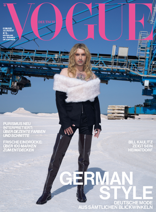 VOGUE 08/2025