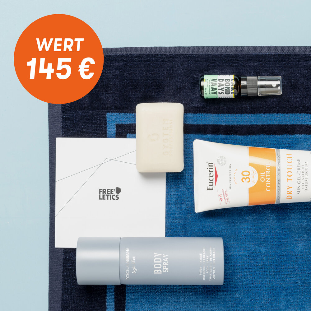 GQ MUST HAVES Box (blaues Badetuch)