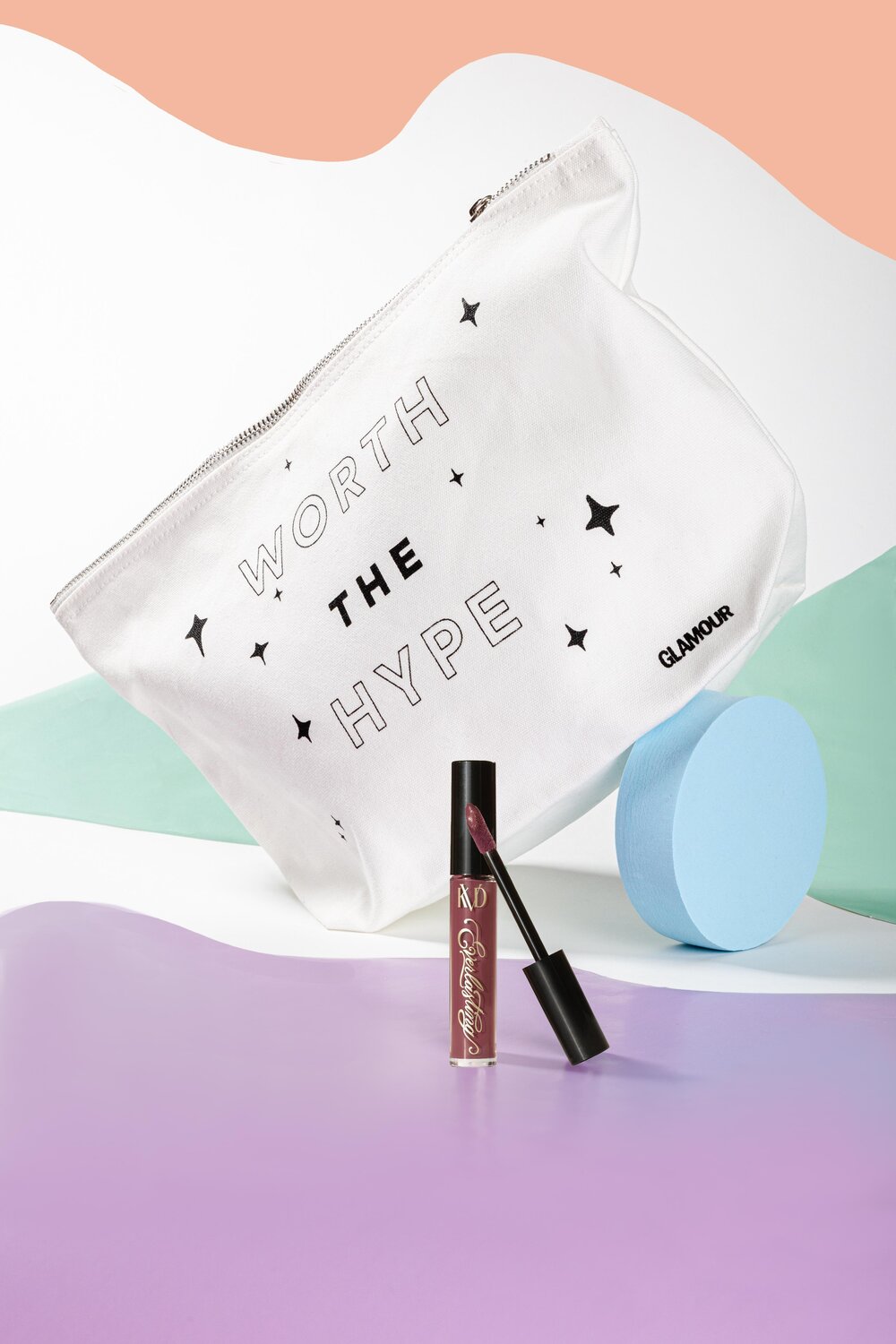 Beauty Bag 04/22 im GLAMOUR Deal! 11 Produkte im Wert von 154 €