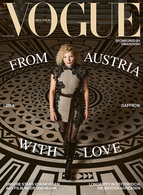 VOGUE 10/2025