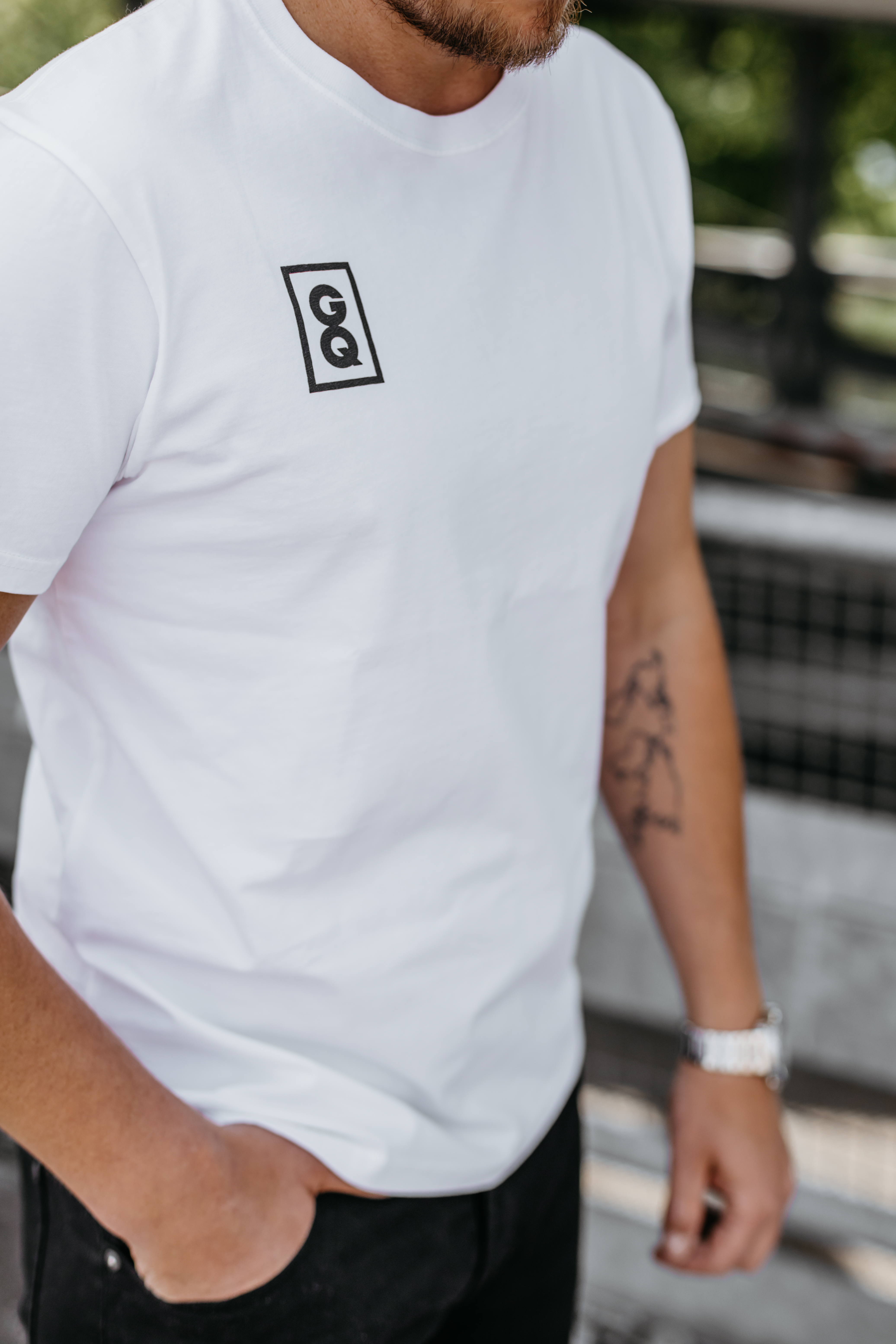 GQ T-Shirt wei&szlig;