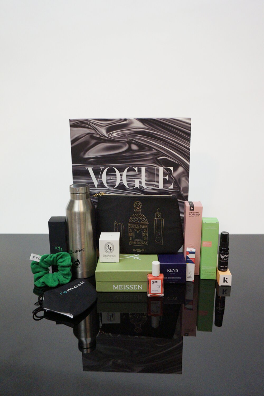 VOGUE Box ''Sustainable Edition''
